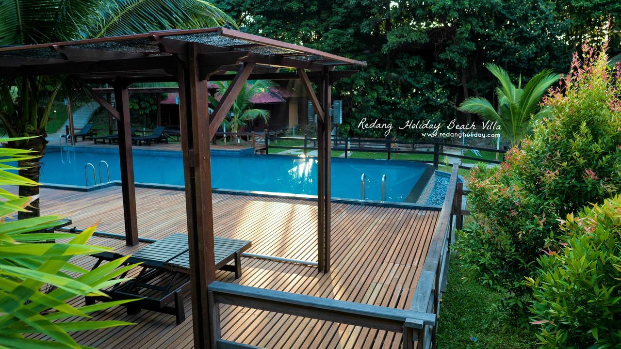 Redang Holiday Beach Resort Esterno foto